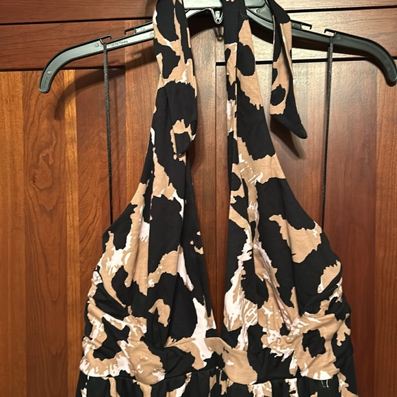 Brand new jumpsuit - Picture 7 of 7